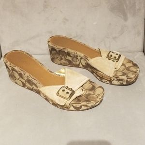 RARE 😳 Coach Trevina Wedge Slide